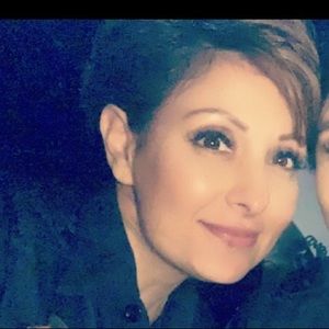 Meet your Posher, Vicky